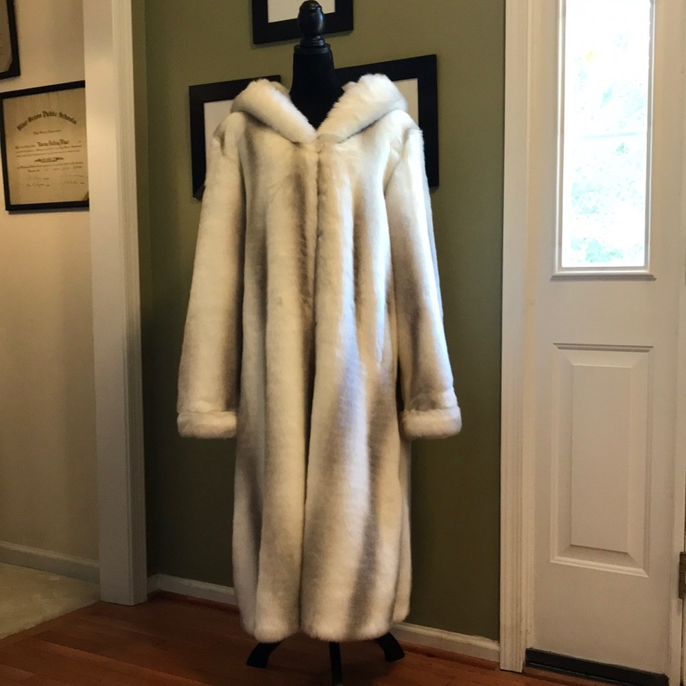 Dennis by dennis basso faux fur full length coat size, XL, like new.